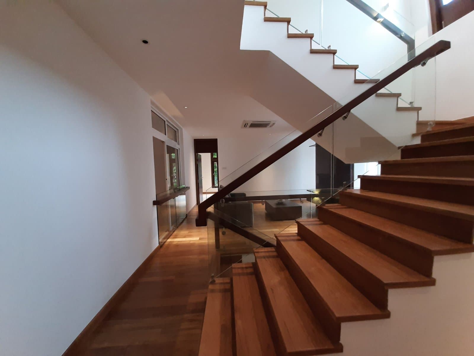 Gallery image 16