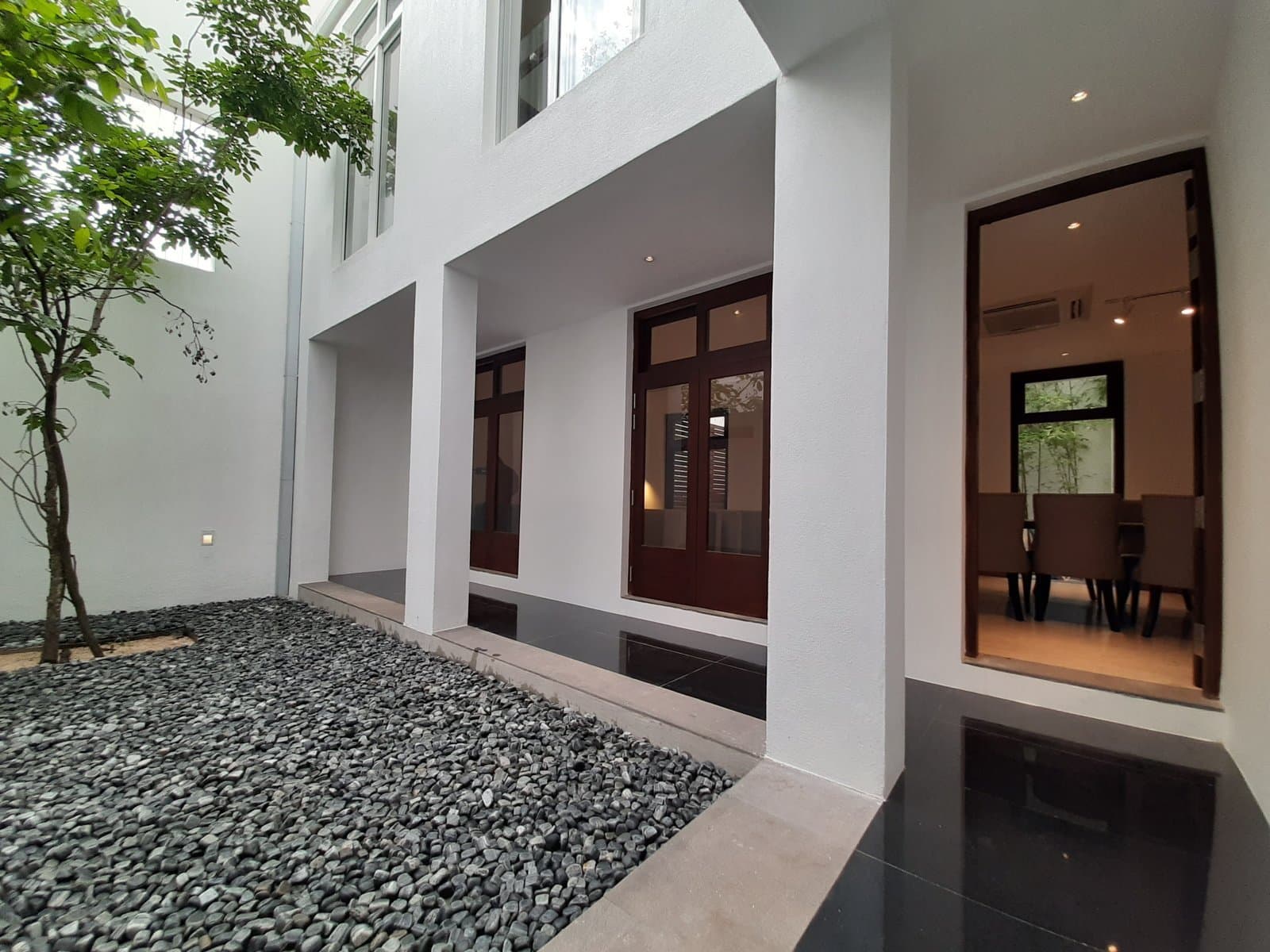 Gallery image 11