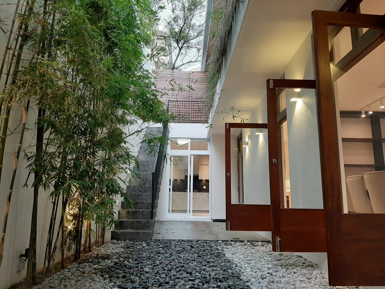 Gallery image 13